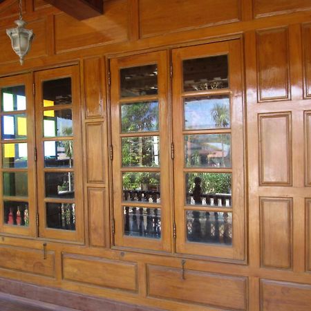Lux Pillow Hostel Пхаан Экстерьер фото